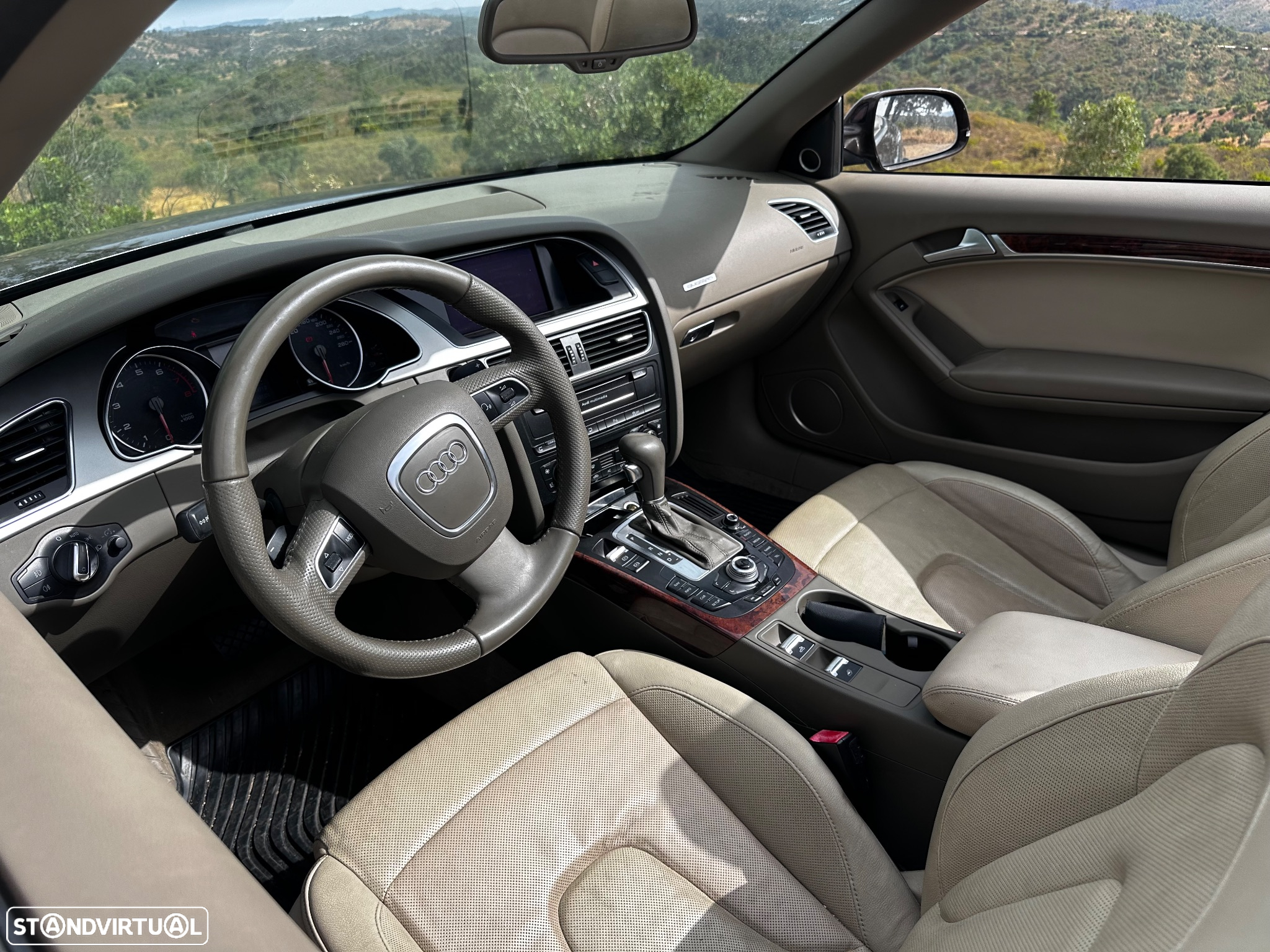 Audi A5 Cabrio 3.2 FSi quattro S-tronic - 8
