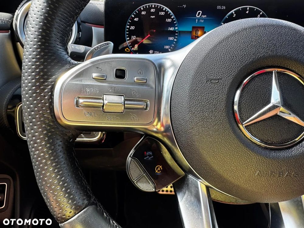 Mercedes-Benz CLA AMG 35 4Matic AMG Speedshift 7G-DCT - 28