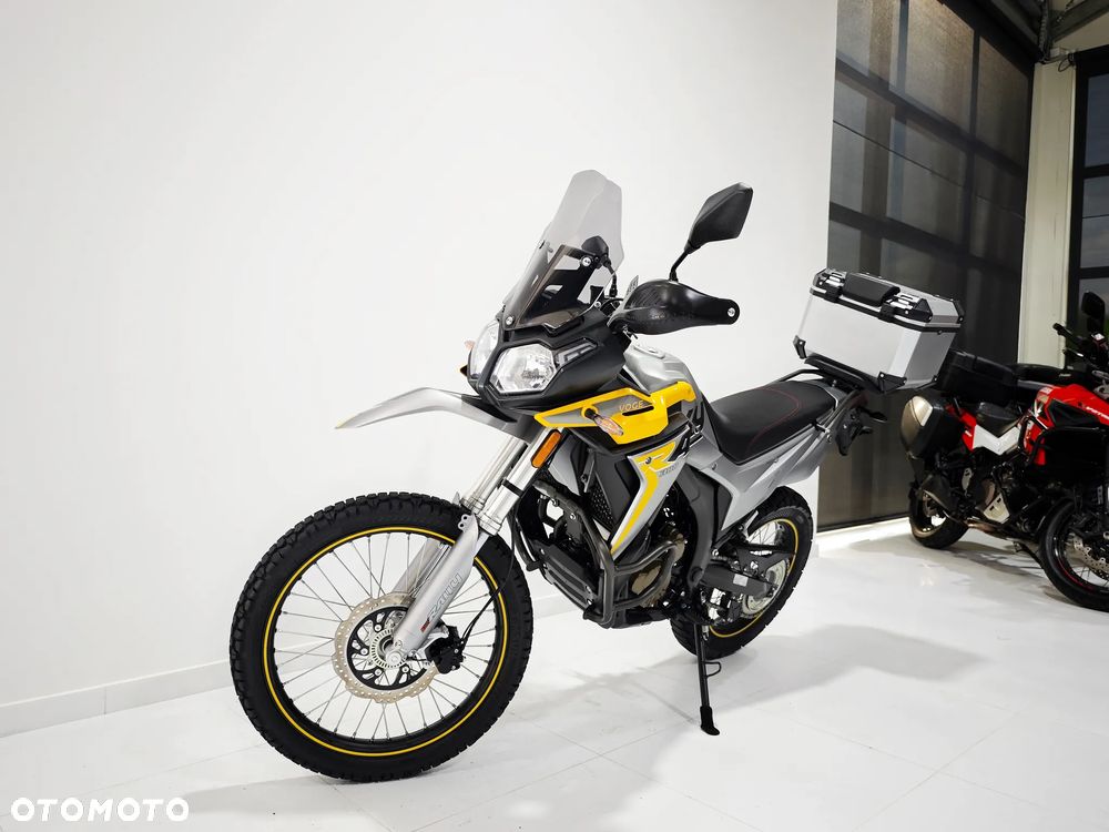 VOGE 300GY RALLY - 10