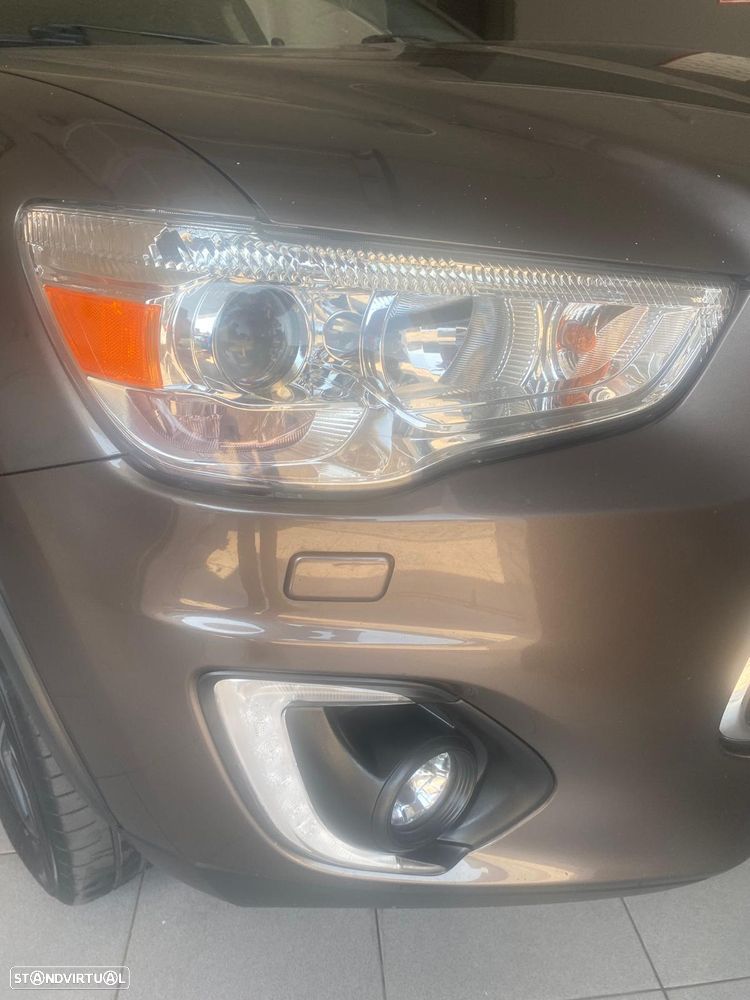 Mitsubishi ASX 1.6 DI-D Tokyo Edition - 12