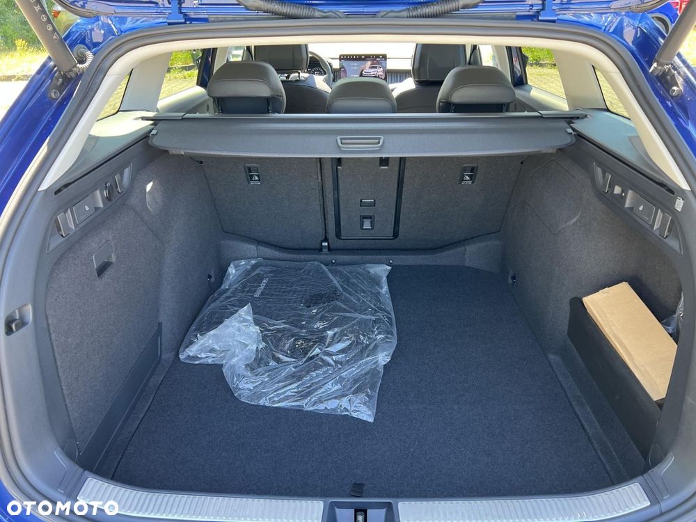 Skoda Superb 2.0 TDI SCR 4x4 L&K DSG - 26