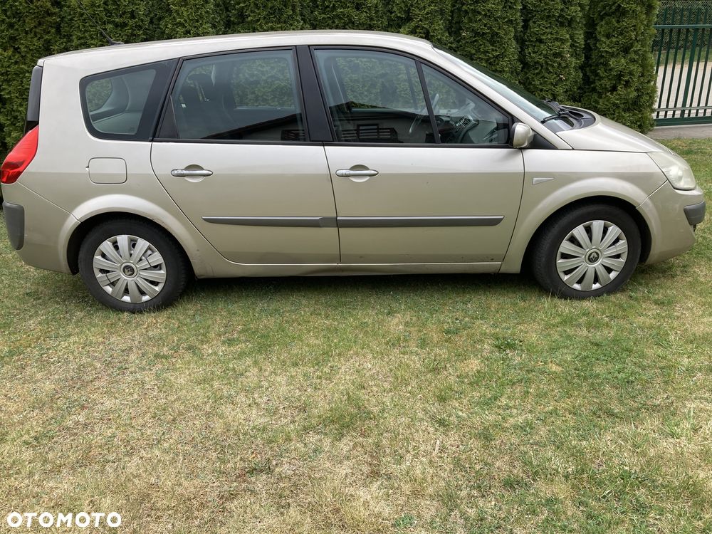 Renault Scenic - 4
