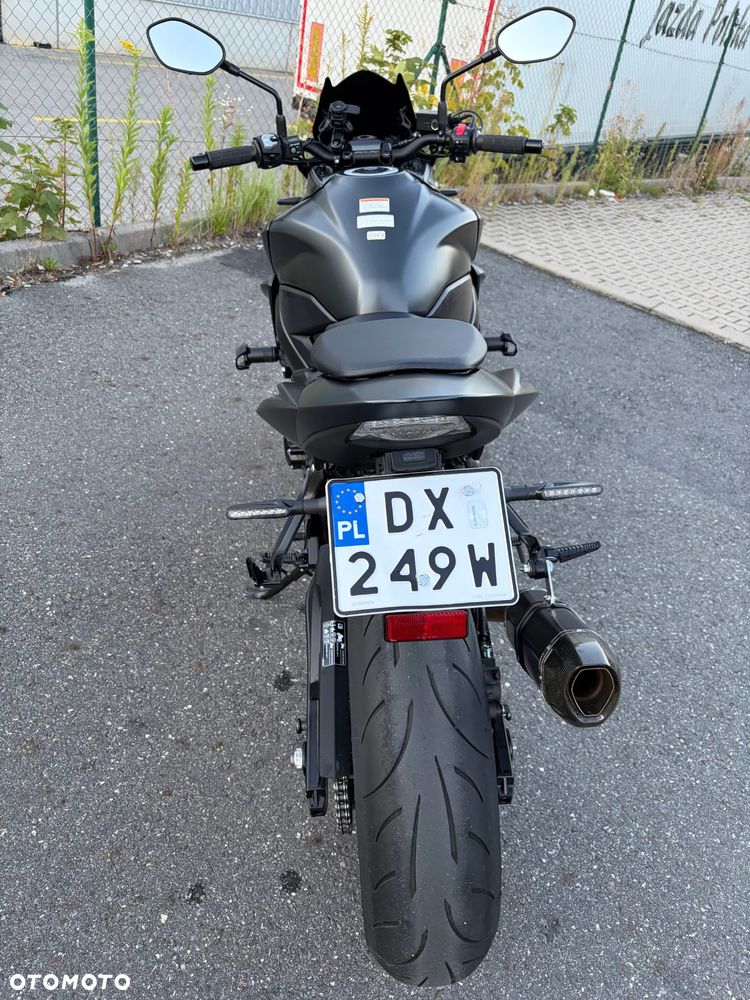 Suzuki GSX - 5