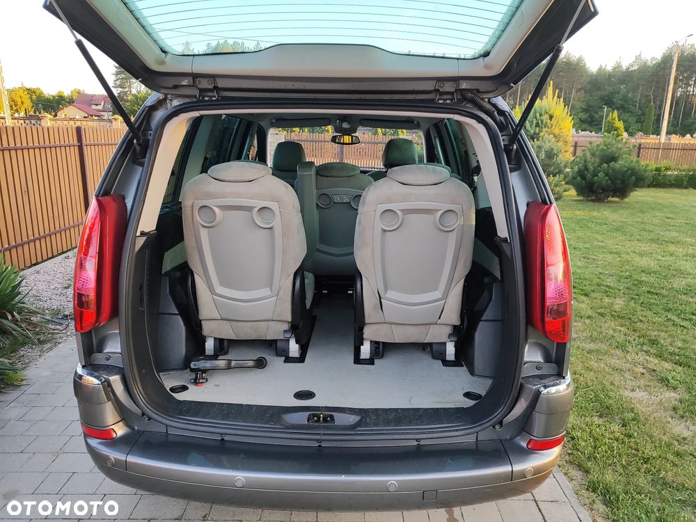 Peugeot 807 HDi 170 Bi-Turbo Premium - 5