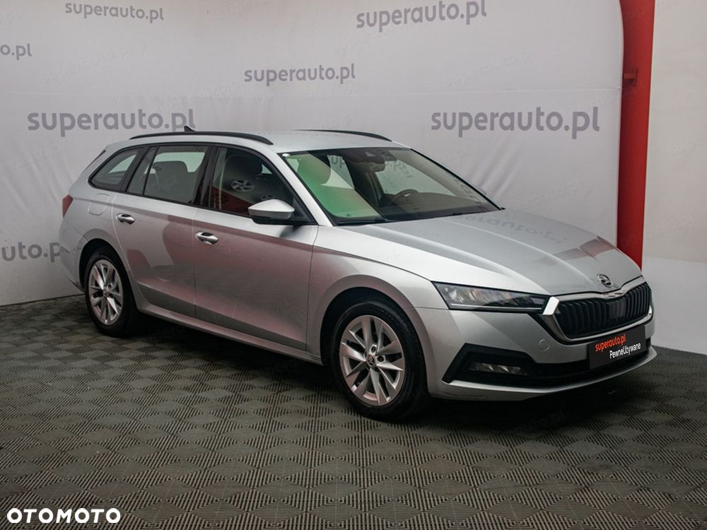 Skoda Octavia 1.5 TSI e-Tec Ambition DSG - 4
