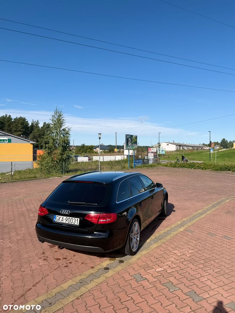 Audi A4 Avant - 15