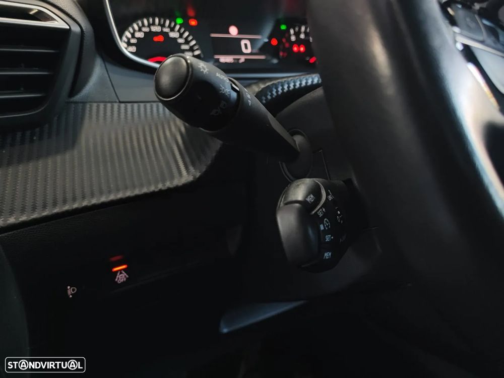 Peugeot 208 1.2 PureTech Active Pack - 28