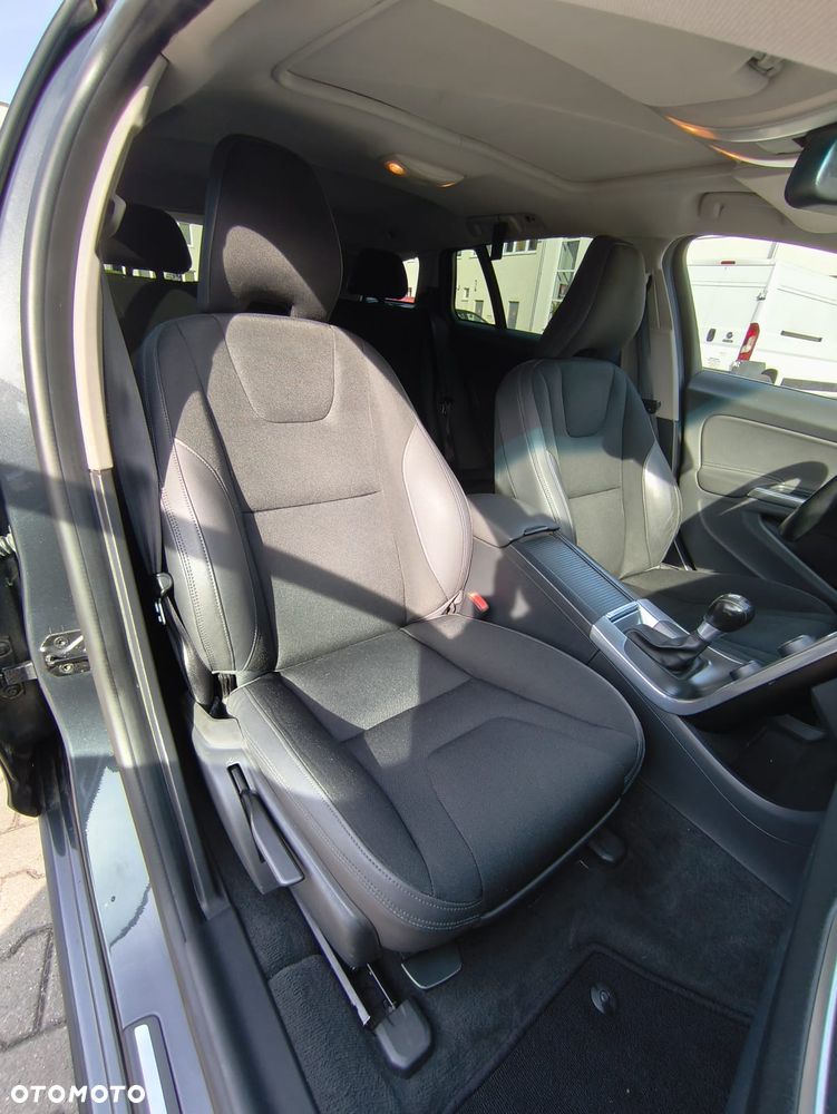 Volvo V60 - 28