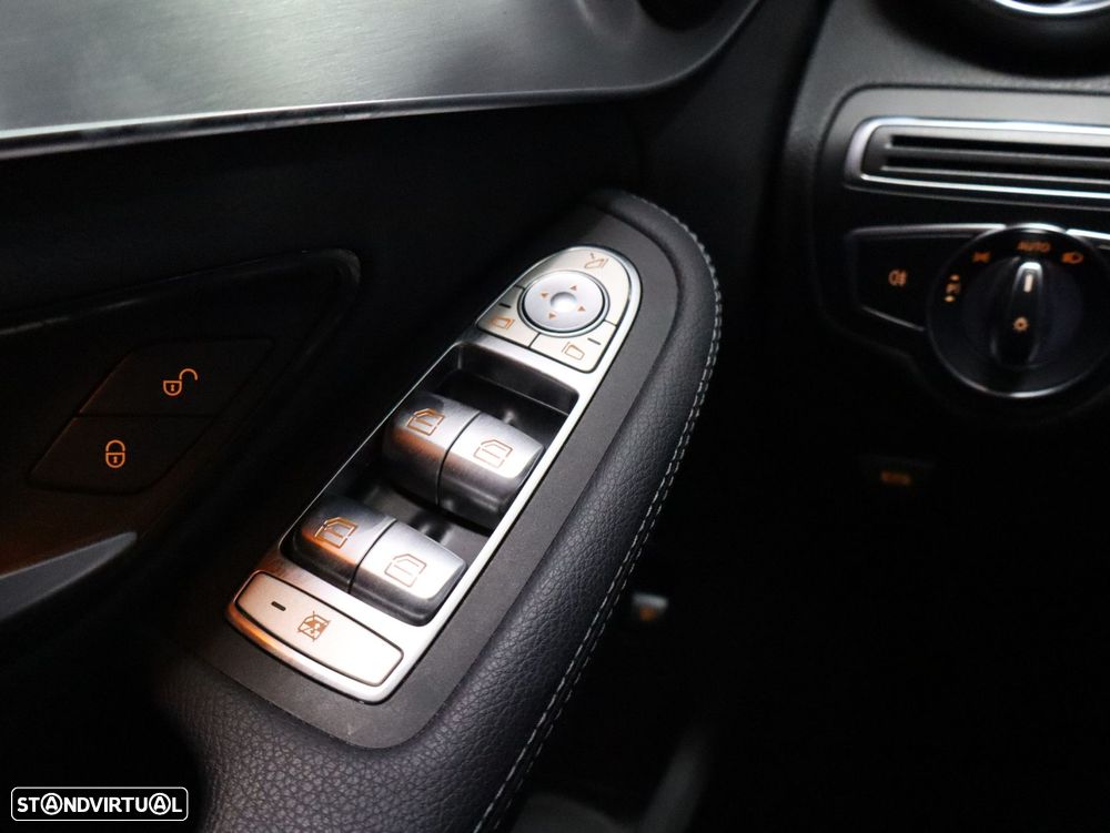 Mercedes-Benz C 300 de Avantgarde - 20