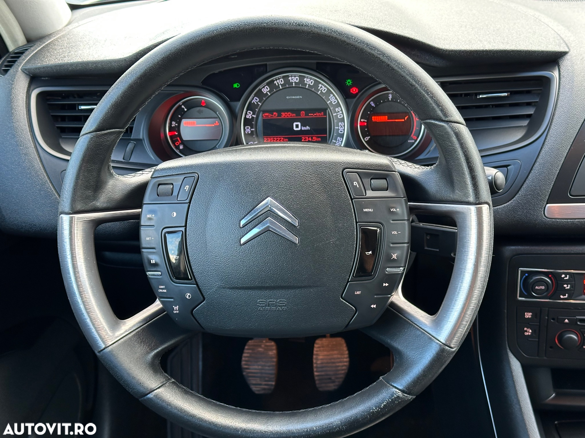 Citroën C5 HDi 140 FAP Exclusive - 24