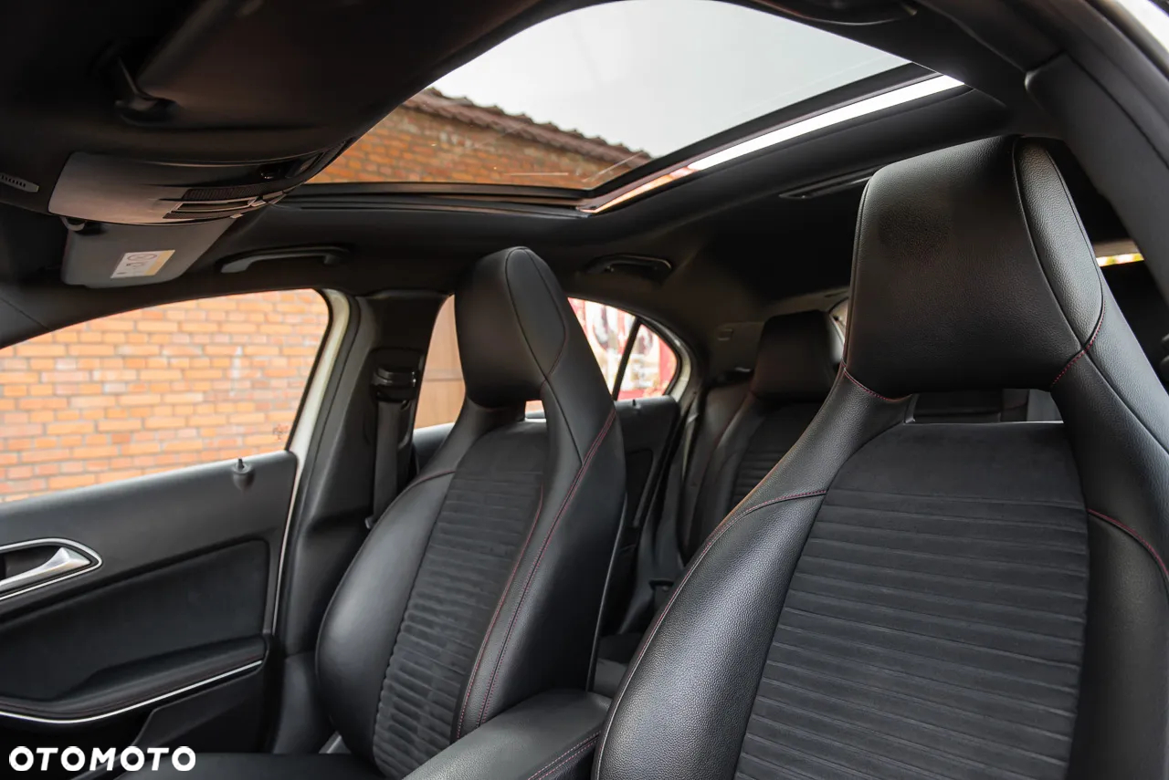 Mercedes-Benz Klasa A 250 4-Matic AMG Line - 18