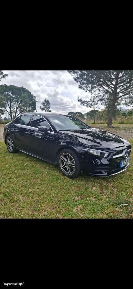Mercedes-Benz A 250 Limousine e AMG Line - 2