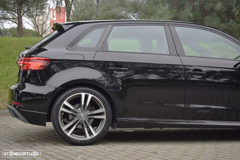 Audi A3 Sportback 1.6 TDI S-line - 17