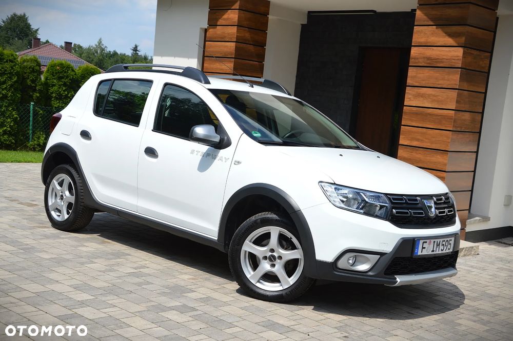 Dacia Sandero Stepway 0.9 TCe Laureate S&S Easy-R - 2