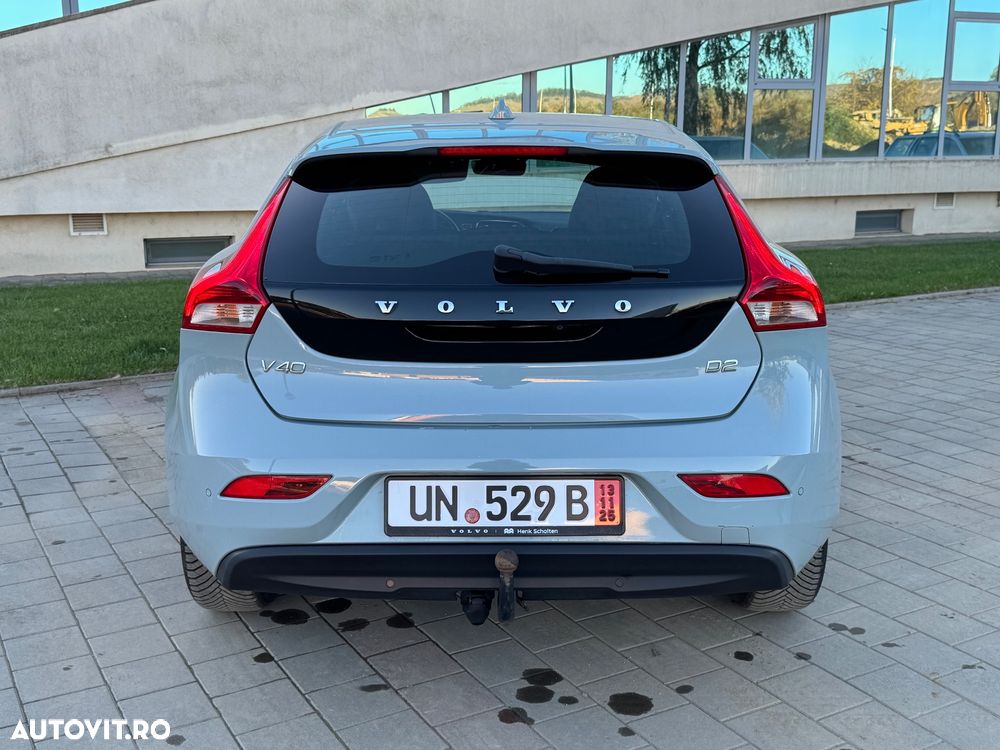 Volvo V40 D2 - 15