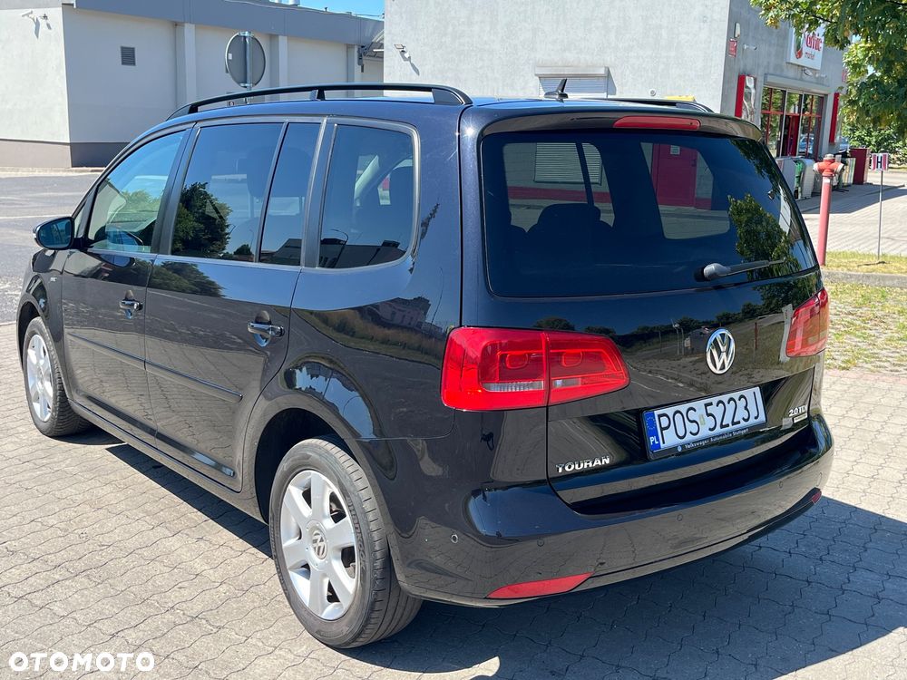 Volkswagen Touran 2.0 TDI DPF BlueMotion Technology DSG MATCH - 6
