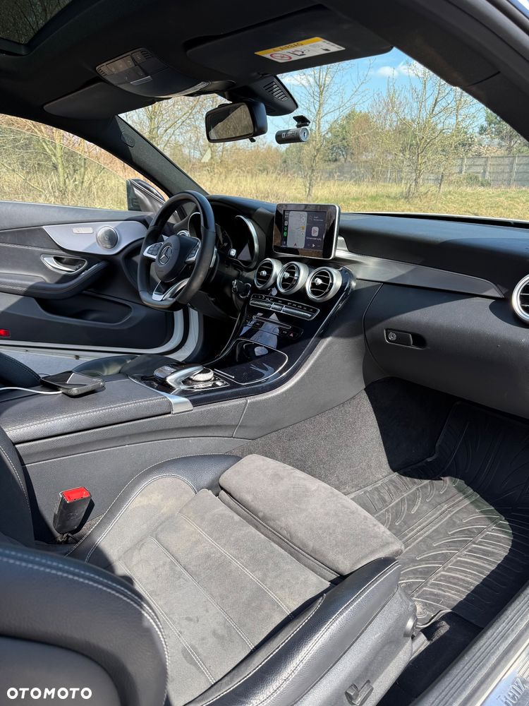 Mercedes-Benz Klasa C 180 9G-TRONIC Night Edition - 26