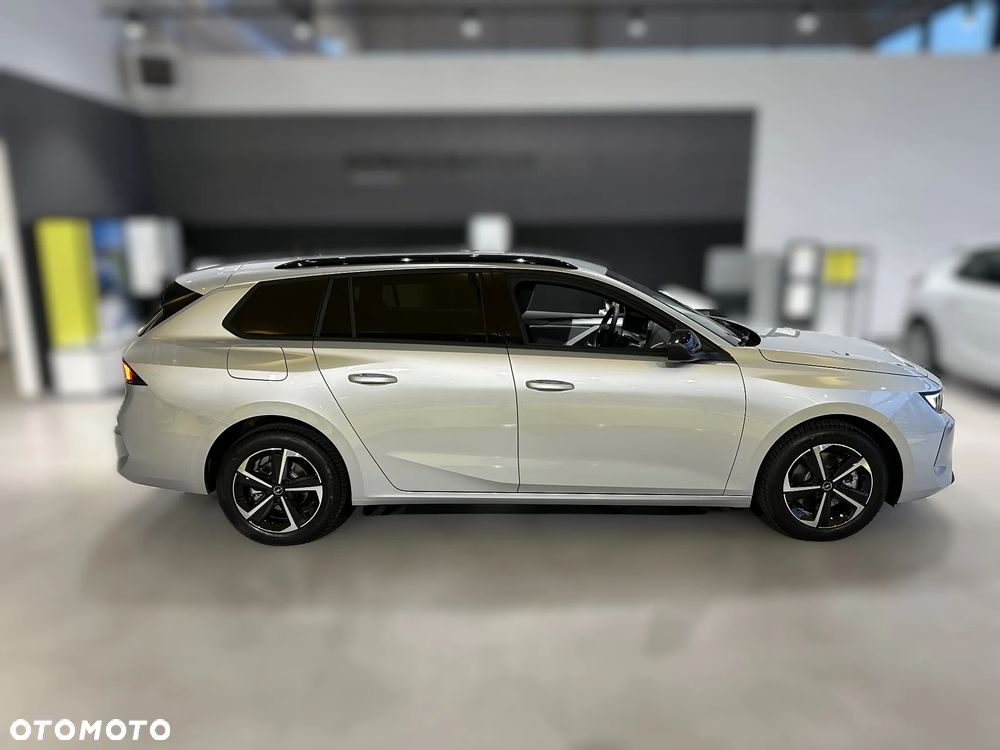 Opel Astra 1.2 T Edition S&S - 8