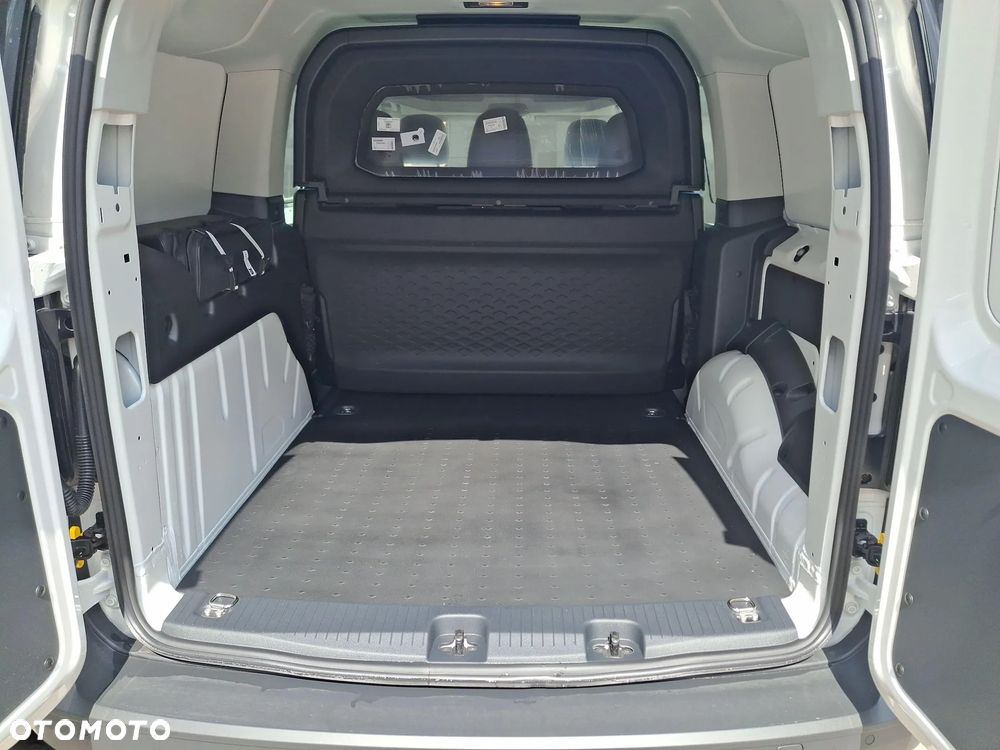 Volkswagen Caddy - 23