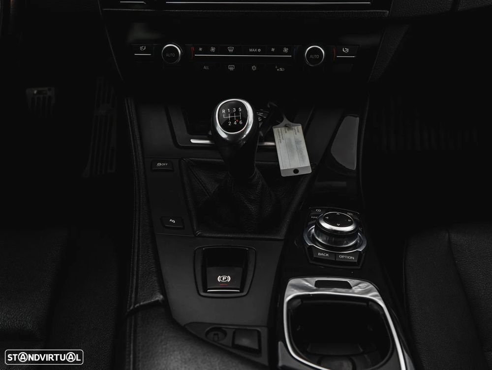 BMW 520 d Pack M - 17