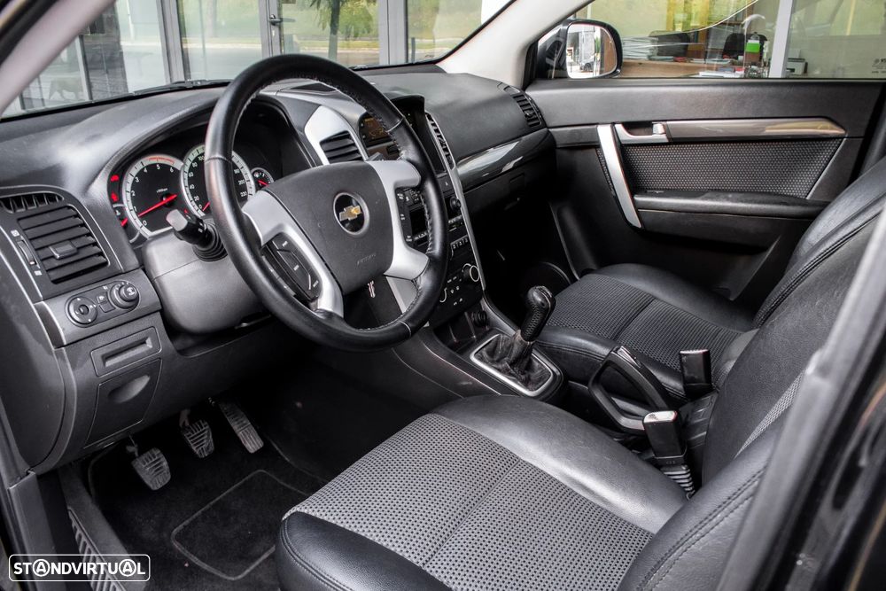 Chevrolet Captiva 2.0 VCDi Seven 7L - 23