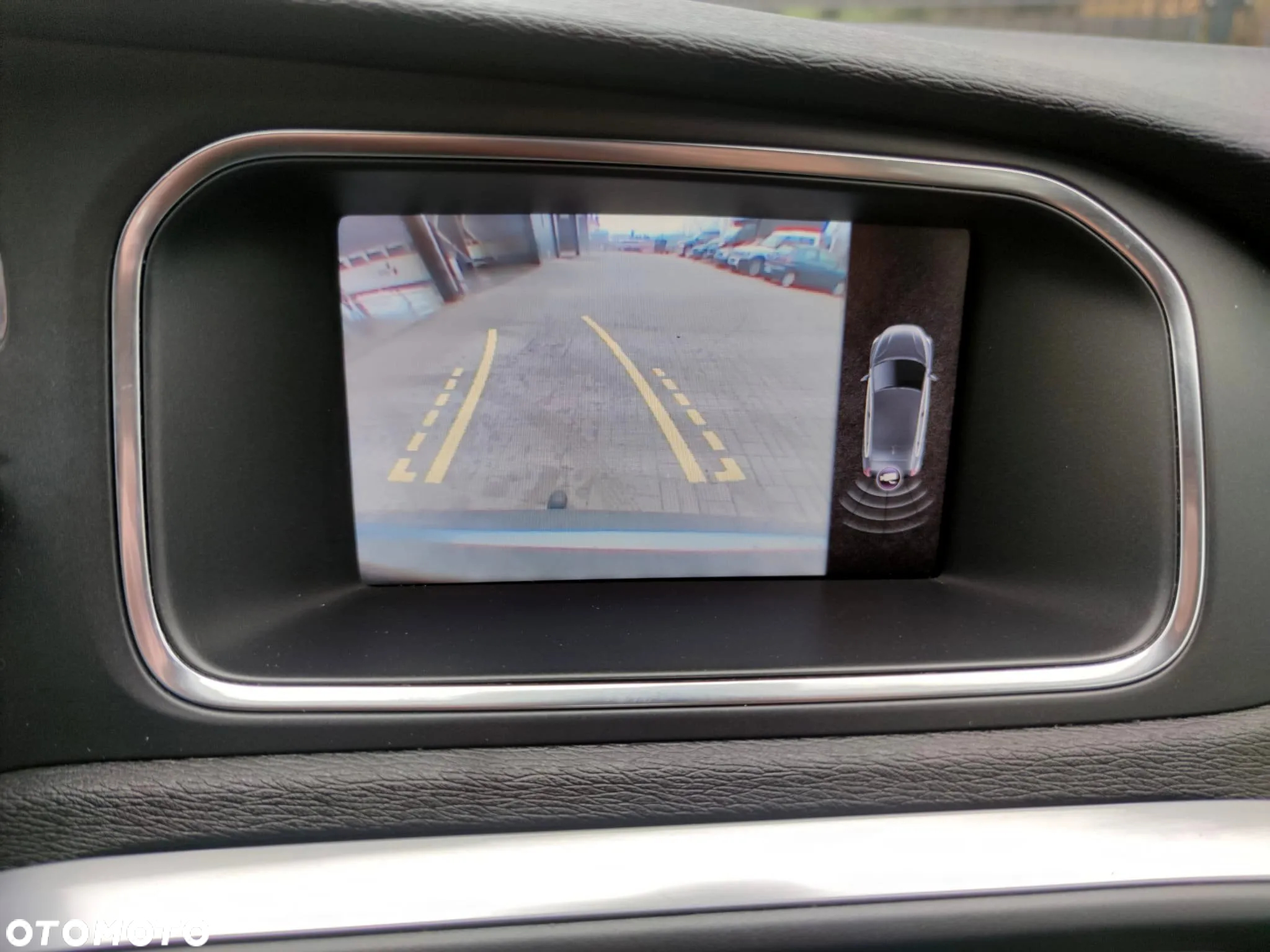 Volvo V40 D2 Momentum - 25