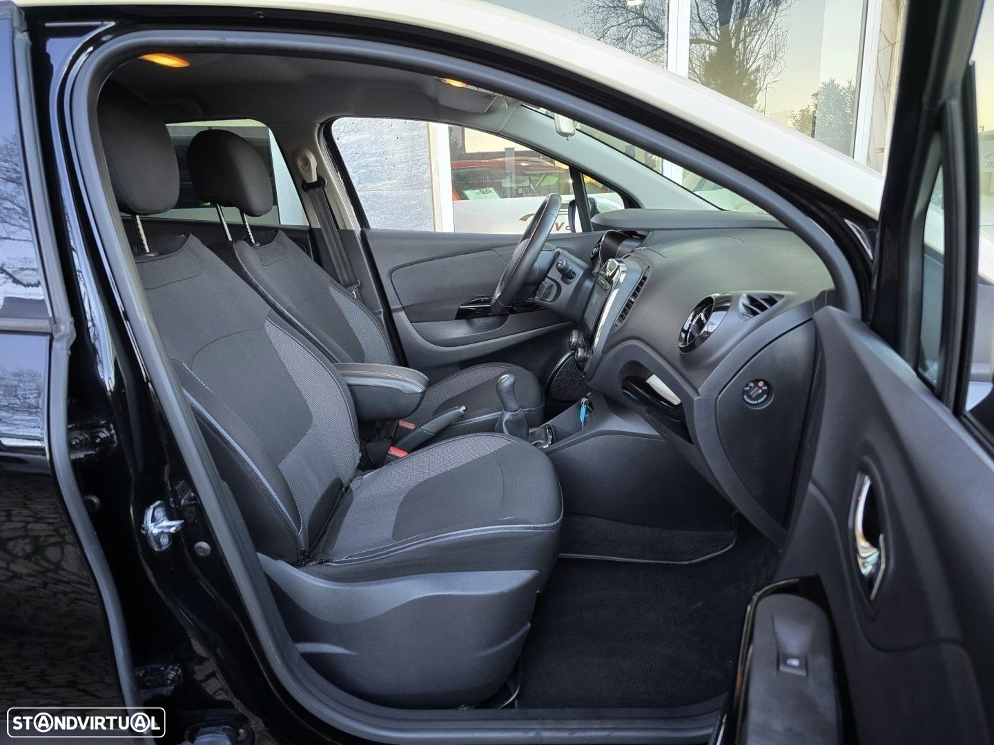 Renault Captur 0.9 TCE Exclusive - 6