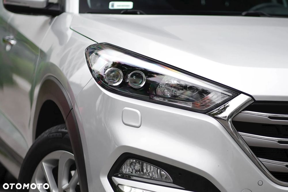 Hyundai Tucson 1.6 GDI BlueDrive TourdePologne 2WD - 12