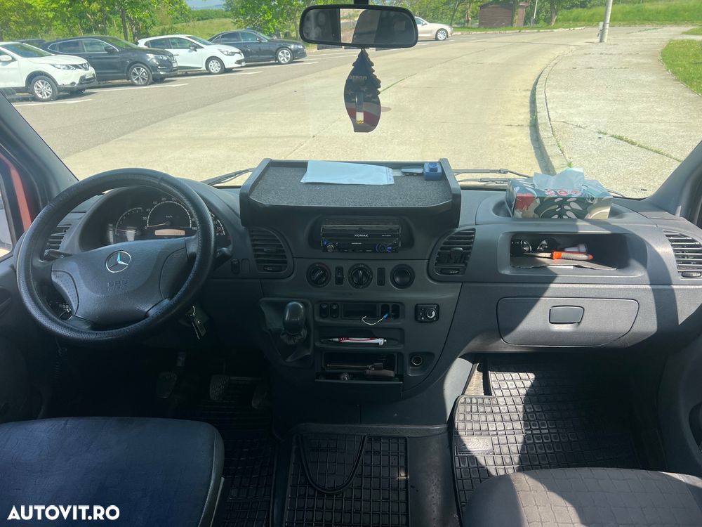 Mercedes-Benz Sprinter - 9