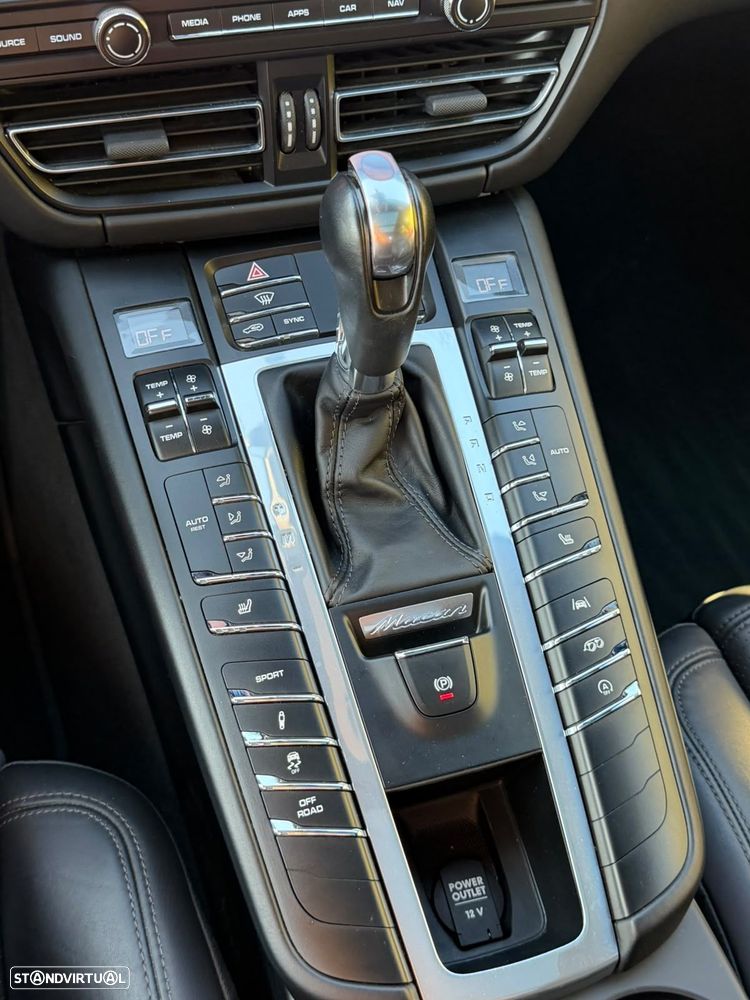 Porsche Macan S - 17