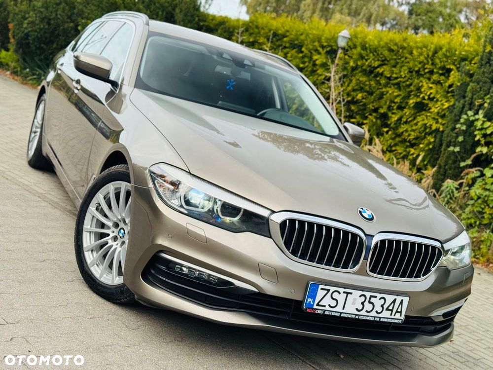 BMW Seria 5 520d xDrive Touring - 29