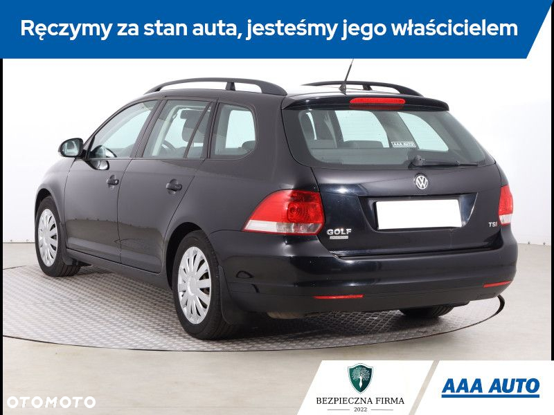 Volkswagen Golf - 5