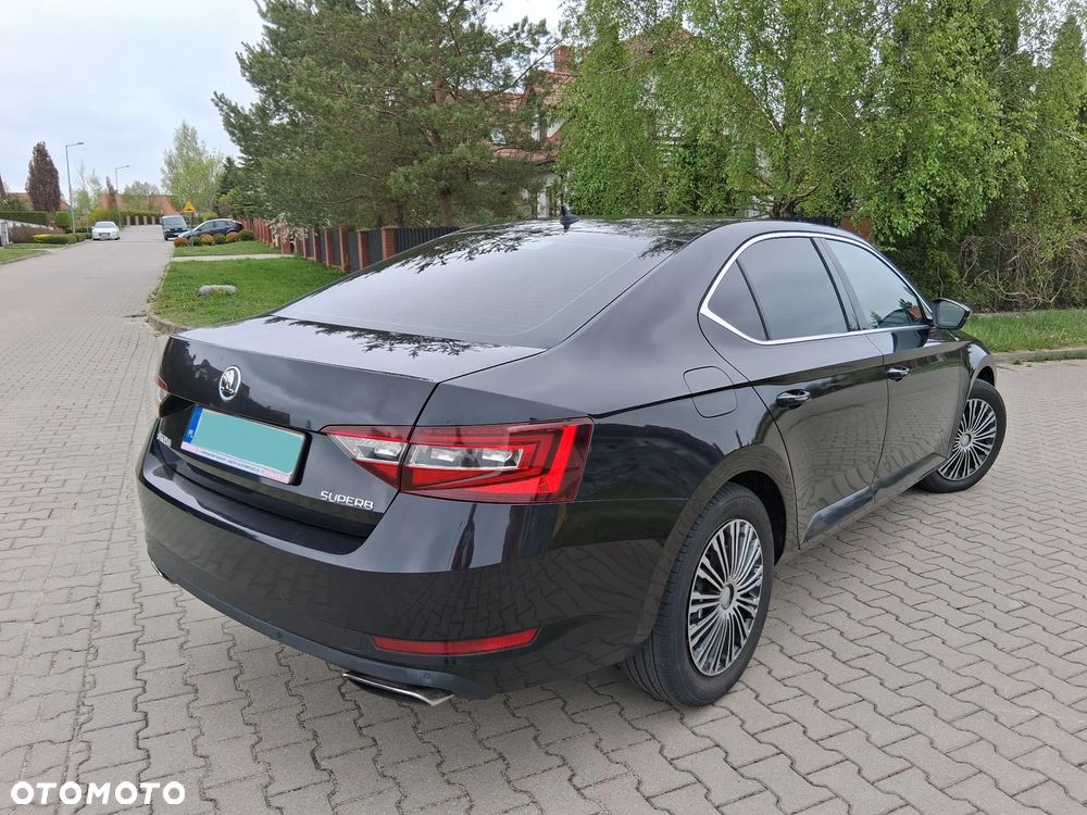 Skoda Superb 2.0 TSI 4x4 Ambition DSG - 5