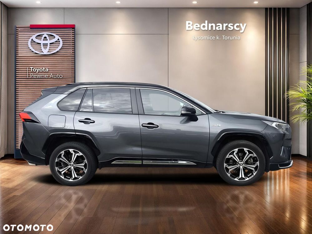 Toyota RAV4 - 7