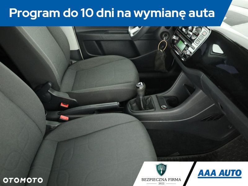 Volkswagen up! - 8