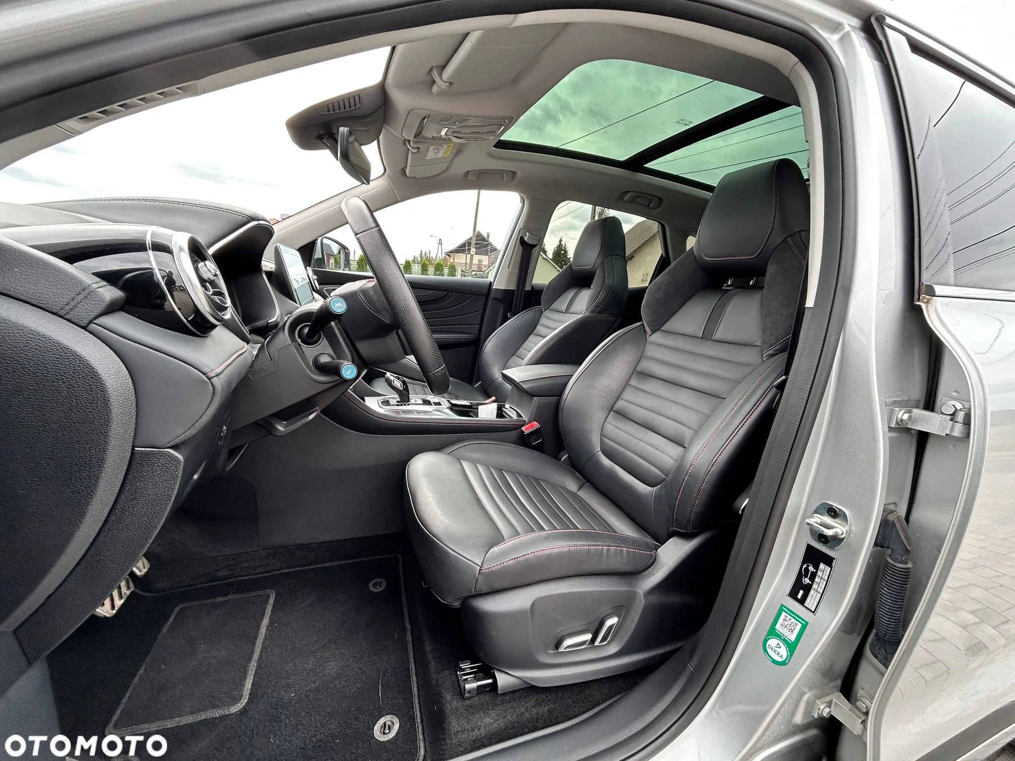 MG HS 1.5 T-GDI Exclusive - 14