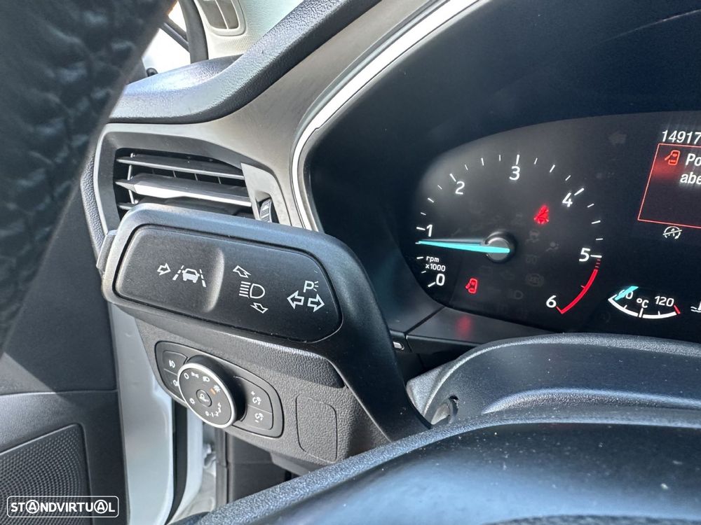 Ford Focus - 11