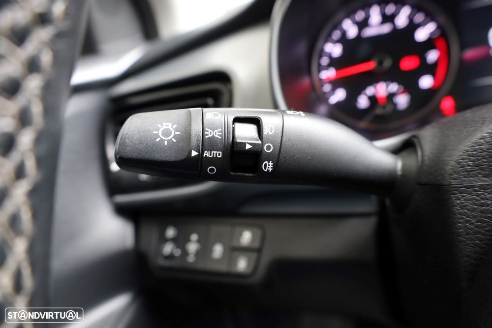 Kia Stonic 1.0 T-GDI Wave - 24