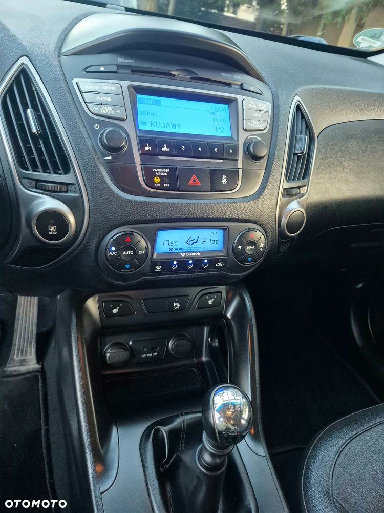 Hyundai ix35 - 23