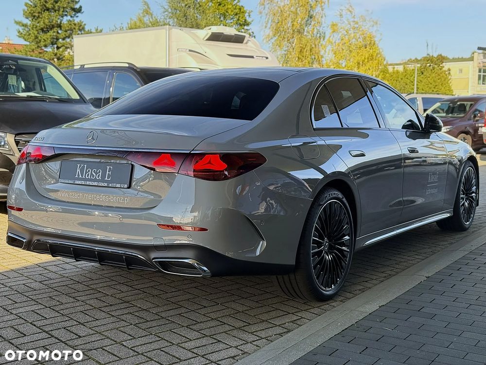 Mercedes-Benz Klasa E - 7