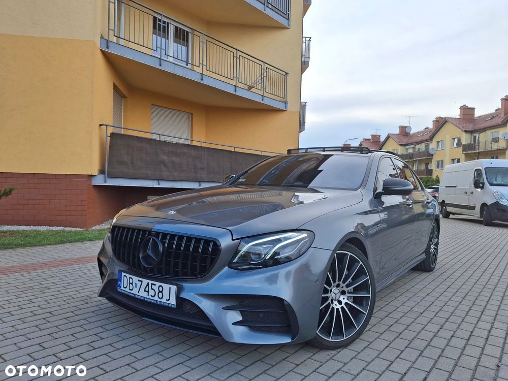 Mercedes-Benz Klasa E - 1