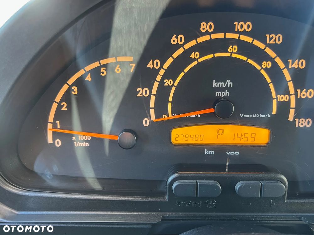 Mercedes-Benz Klasa G 300 CDI L Automatik DPF Professional - 15