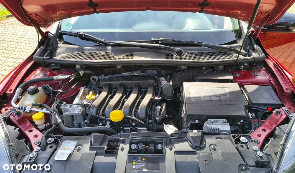 Renault Megane 1.6 16V 110 LIMITED - 25