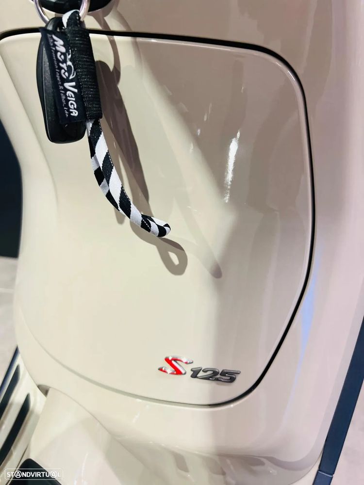 Vespa Primavera 125 S - 6