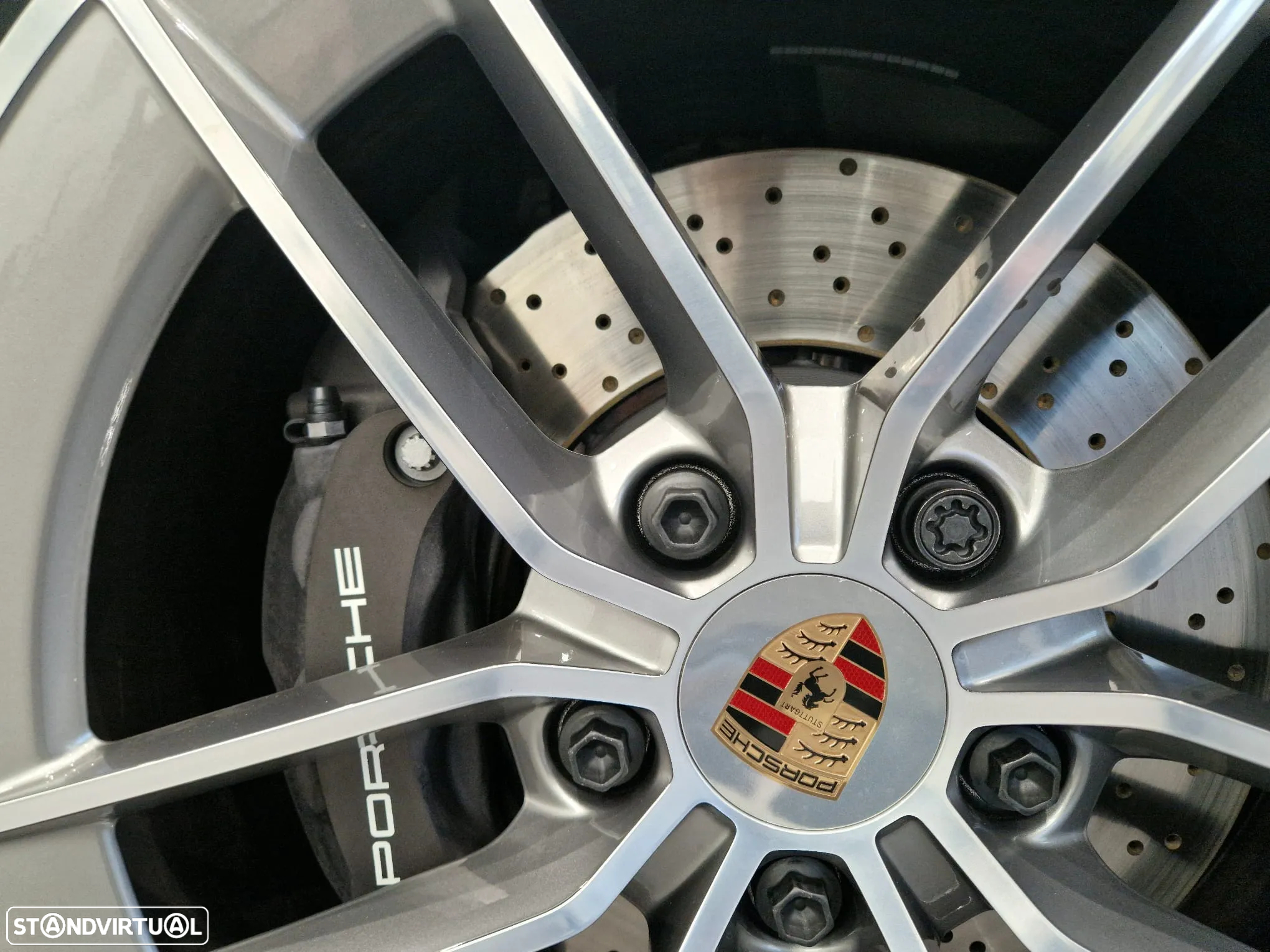 Porsche 911 (992) Carrera - 18