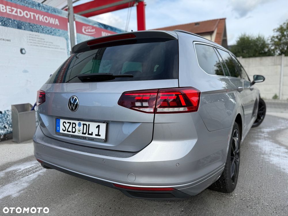 Volkswagen Passat - 6