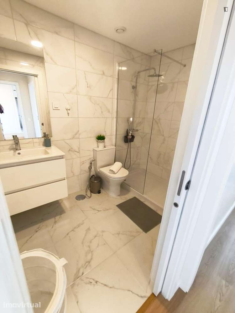 Apartamento com 2 quartos - localizado em Lisbon - Grande imagem: 4/14