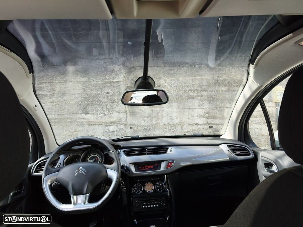 Citroën C3 1.2 VTi Exclusive - 4