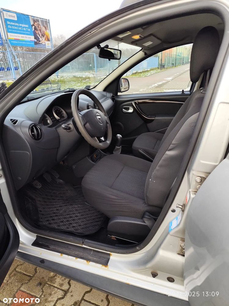Dacia Duster 1.6 - 17