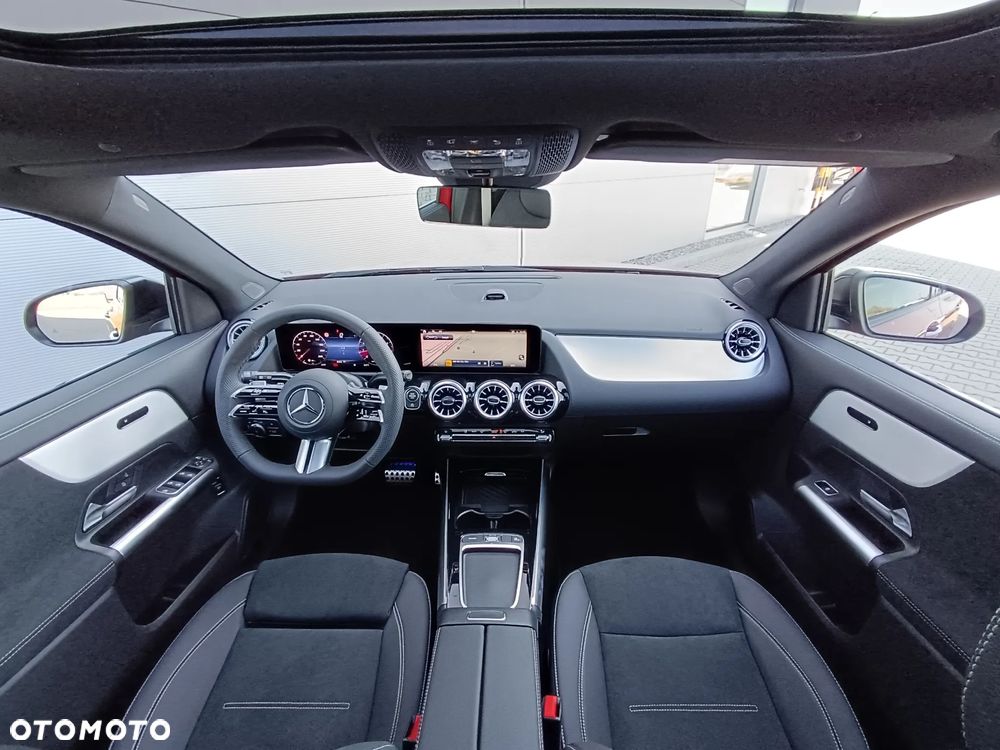 Mercedes-Benz GLA 220 mHEV 4-Matic AMG Line 8G-DCT - 7